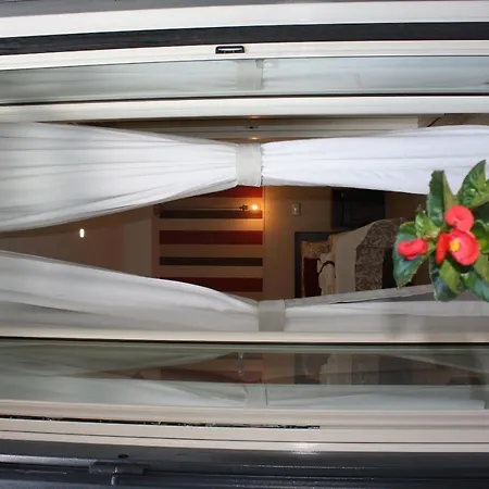 Le Stanze Di Eli E Gio 3* Castellammare di Stabia