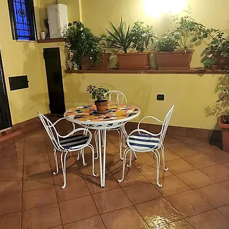 Le Stanze Di Eli E Gio 3* Castellammare di Stabia